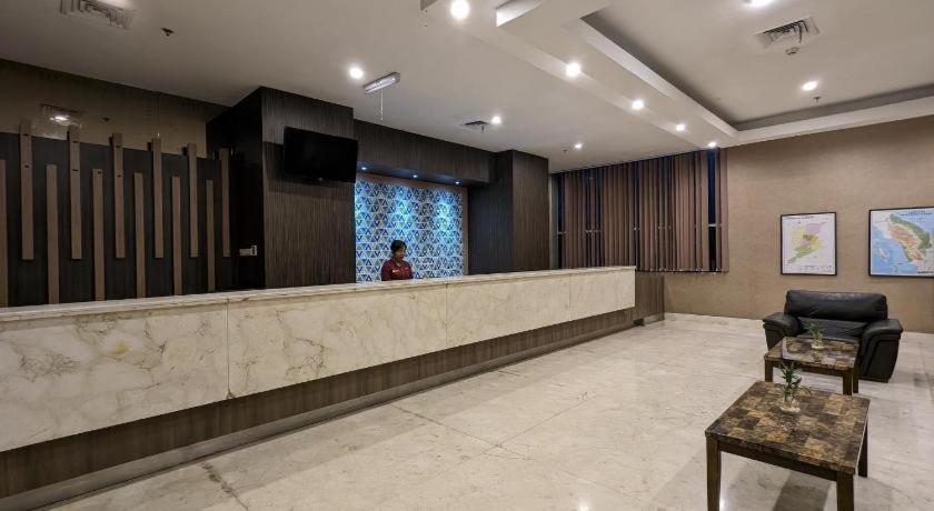 Horison Hotel Pematang Siantar Exteriör bild
