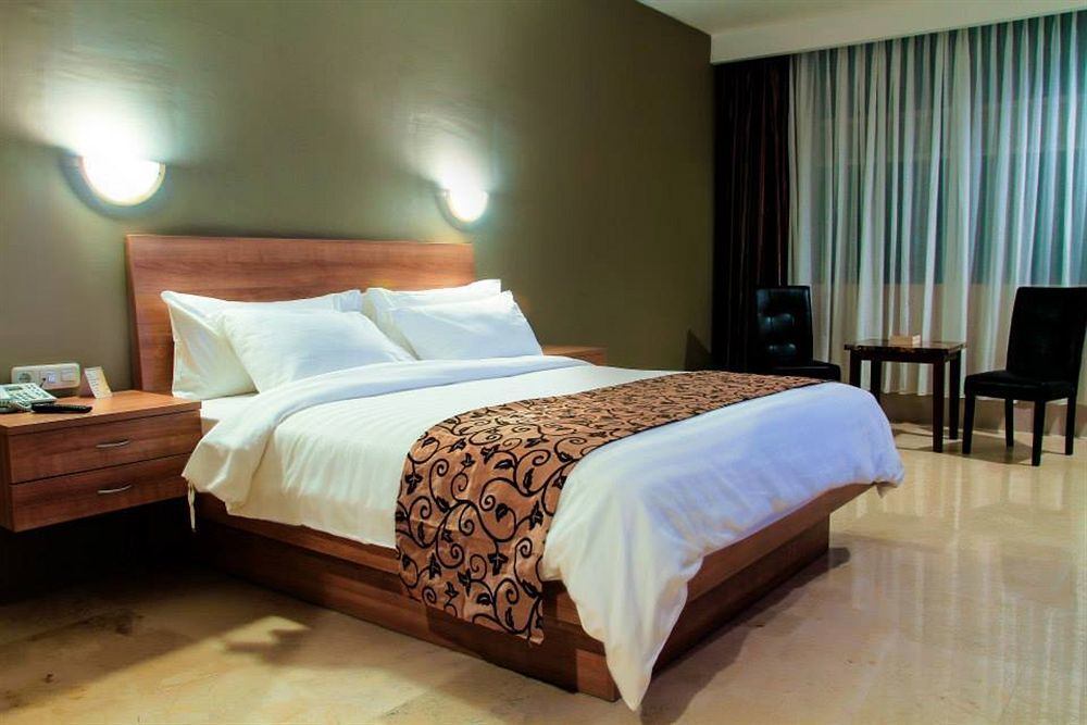 Horison Hotel Pematang Siantar Exteriör bild